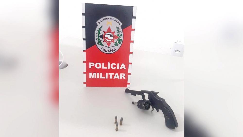 Polícia Militar apreende arma de fogo nesta terça-feira (28), em São José do Bonfim