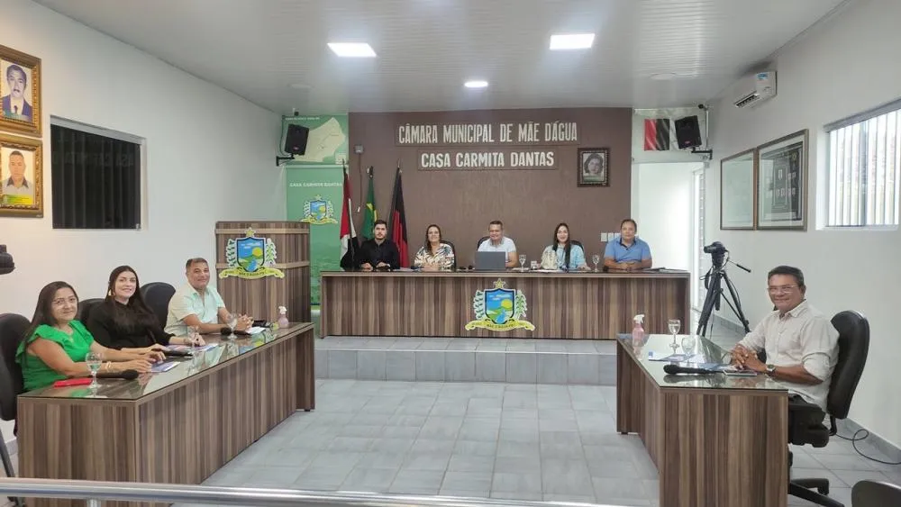 Câmara de Vereadores de Mãe D´Água realiza Sessão Extraordinária na manhã desta segunda-feira, dia 13 de janeiro.  