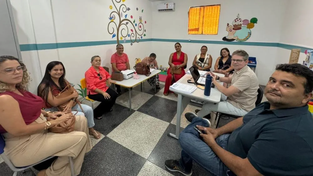 Prefeitura de Mãe d’Água em palestra sobre uso de recursos na Escola