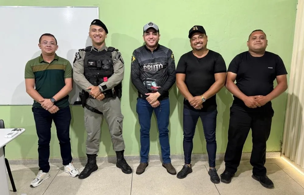 Reunião entre Organização do Bonfim Folia 2025 e Polícia Militar é realizada em São José do Bonfim