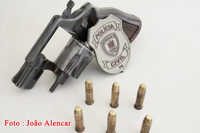 Policiais Civis de Pombal apreendem arma de fogo