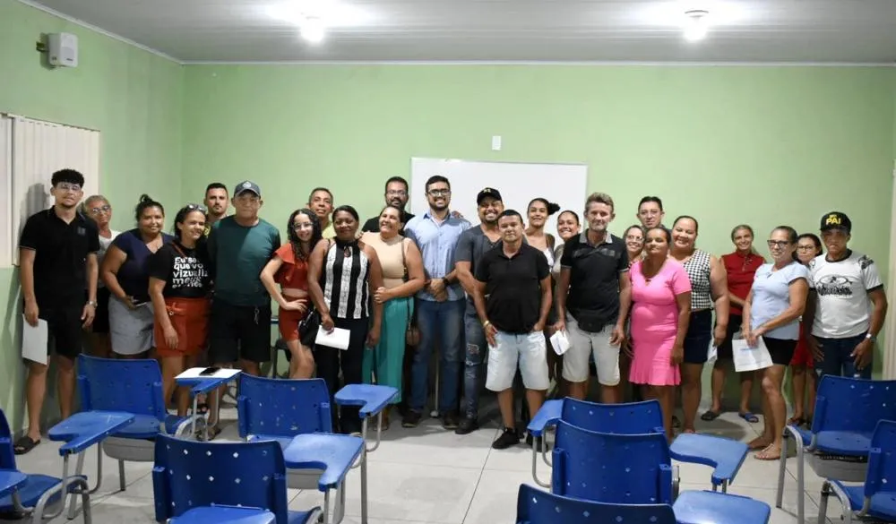 Reunião entre Organização do Bonfim Folia 2025 e Barraqueiros, Comerciantes e Ambulantes é realizada em São José do Bonfim