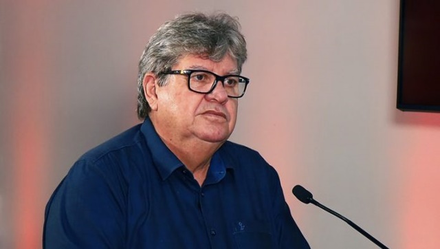 João Azevêdo inaugura obras de habitação, infraestrutura e saúde e autoriza investimentos no Cariri nesta sexta-feira