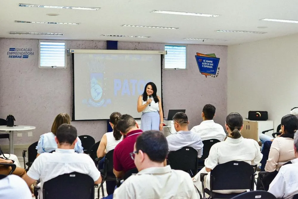 Prefeitura de Patos promove Seminário de Gestão Pública Eficiente para servidores da área de finanças e secretários
