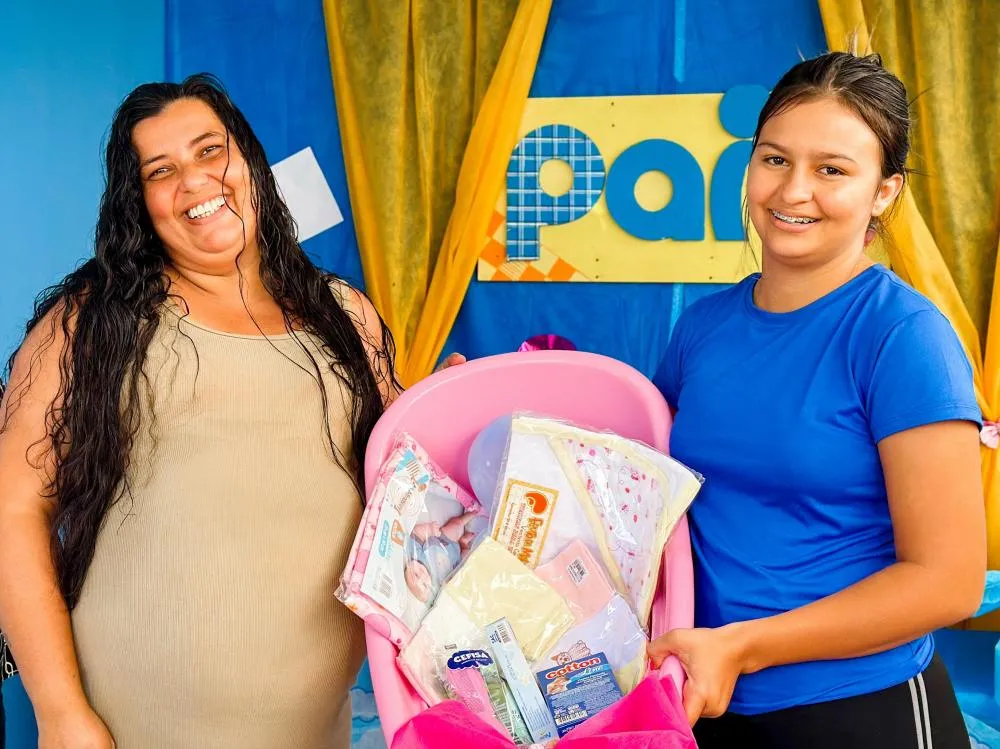Gestantes acompanhadas pelo PAIF participam de roda de conversa e recebem kit enxoval