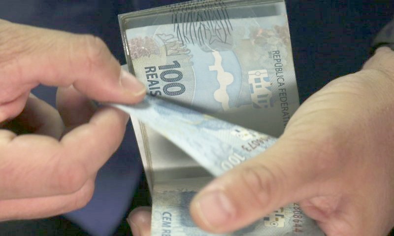 Governo propõe salário mínimo de R$ 1.389, sem aumento real