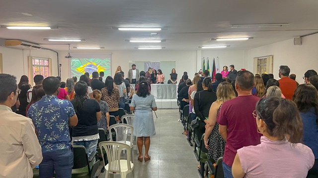 Governo realiza aula inaugural dos cursos de Licenciatura para profissionais de educação