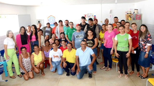Polícia Militar e Conselho Tutelar desenvolve ações em parceria com as escolas de Cacimbas 