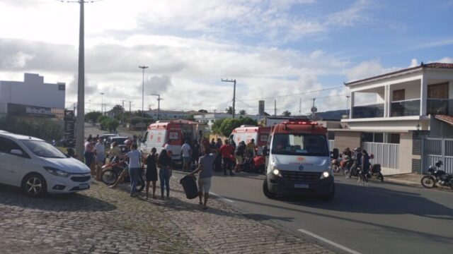 Cinco pessoas ficam feridas em colisão envolvendo duas motos em Piancó