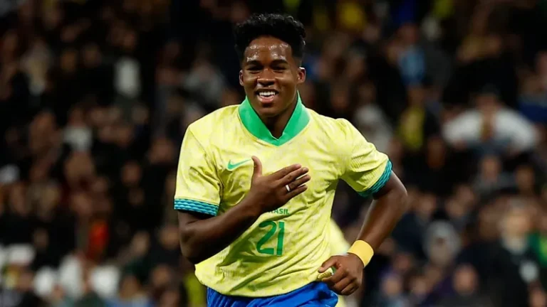 Endrick é convocado para Eliminatórias após corte de Neymar por lesão 