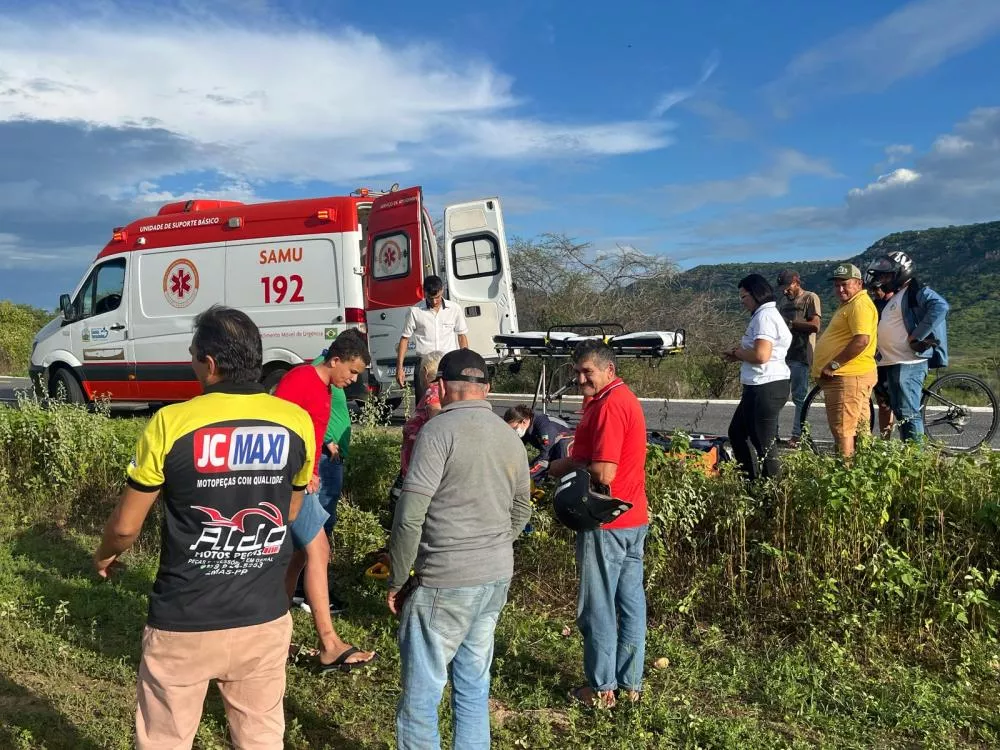 Acidente na BR-361 deixa motociclista ferido em Santa Terezinha