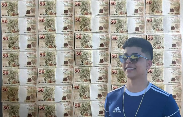 Influencer com milhões de seguidores é preso com notas falsas
