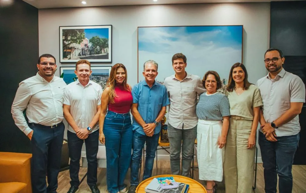 Comitiva de Patos visita Recife em busca de inovação e experiências que aproximam o poder público do cidadão