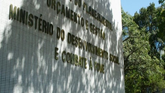 Governo Federal e Consórcio Nordeste estabelecem ações de combater à fome 