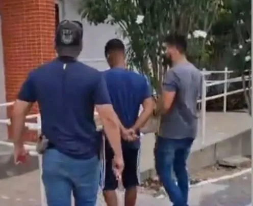 Facção recrutou aluno para roubar arma de vigilante em escola, na Paraíba