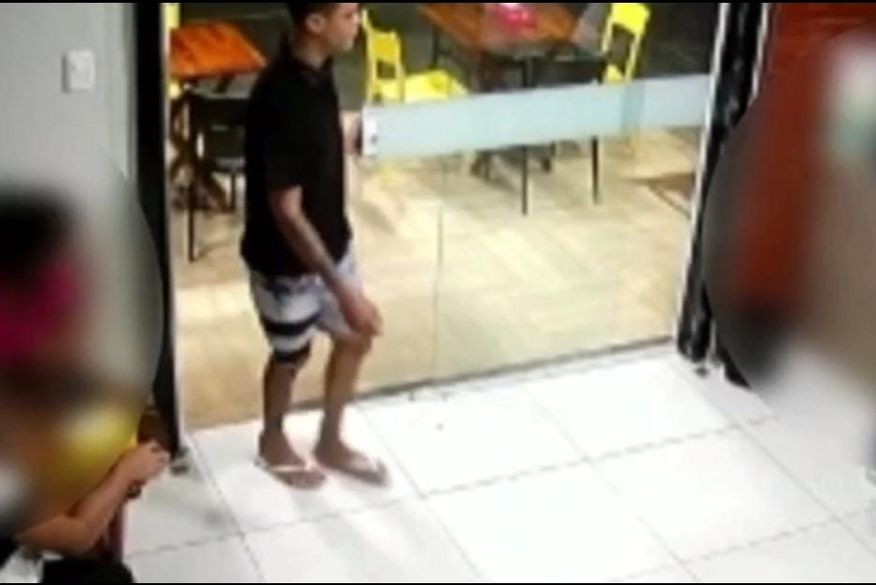 VÍDEO: assaltantes fazem arrastão em açaiteria, em JP