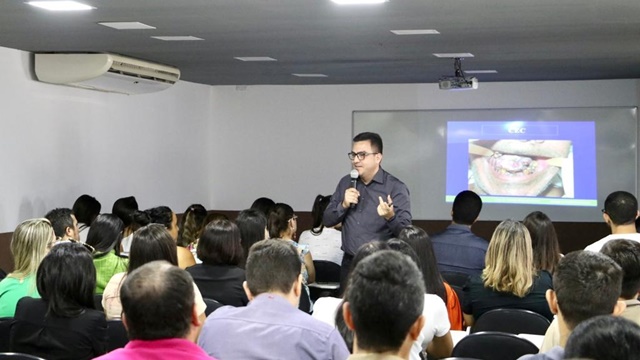 Maio Vermelho: Secretaria de Saúde de Patos inicia campanha de prevenção e diagnóstico precoce do câncer de boca