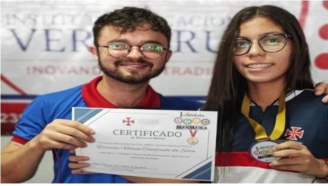 Aluna do Vera Cruz, em Patos, conquista medalha de ouro na Olimpíada de Matemática 