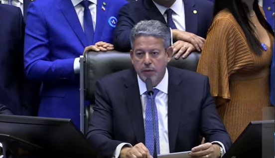 PL das Fake News só será votado houver votos para aprovar, diz Lira