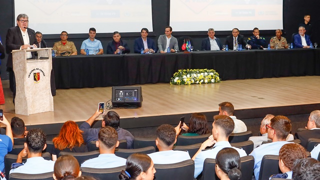 João Azevêdo participa de abertura do Maio Amarelo e destaca importância da conscientização para segurança no trânsito