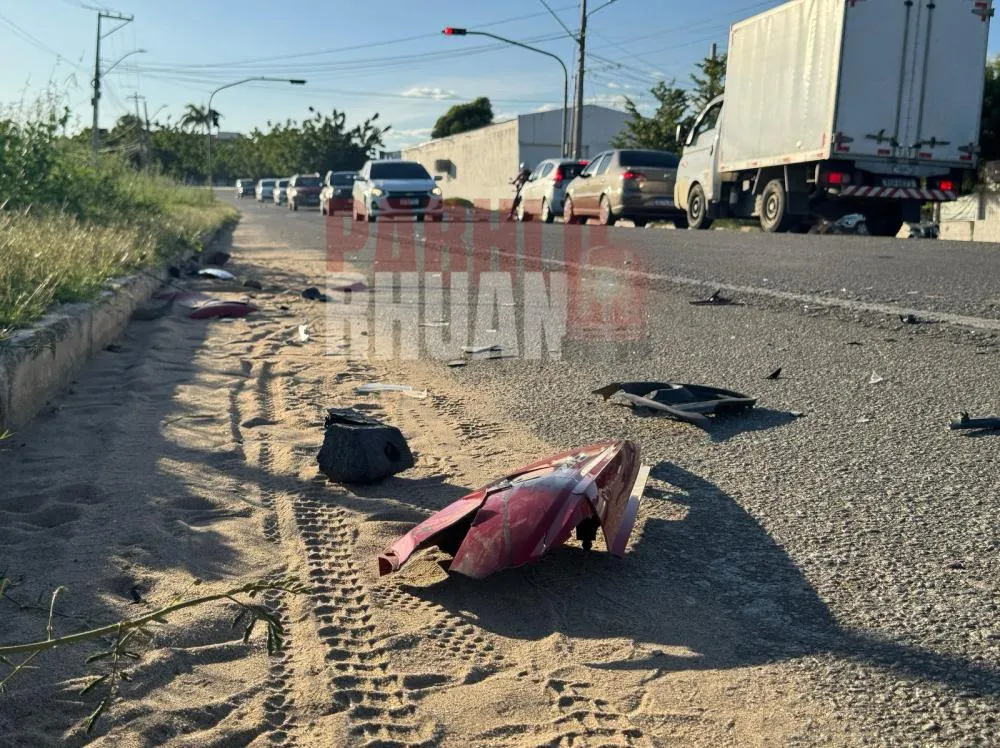 Homem fica ferido em colisão envolvendo carro e moto em Patos