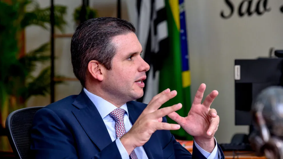 Hugo Motta cogita disputar o Governo da Paraíba, aponta imprensa nacional
