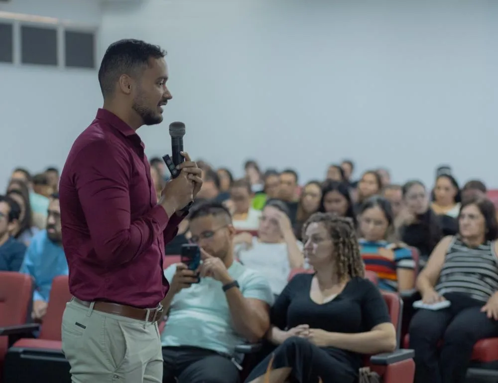 Maio Vermelho em Patos: Projeto Sorriso do Sertão une rede de saúde no rastreamento e tratamento bucal