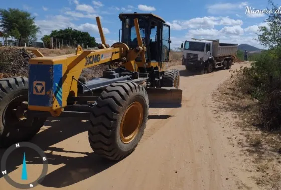 Prefeitura de Cacimba de Areia realiza recuperação das estradas vicinais que cortam o município
