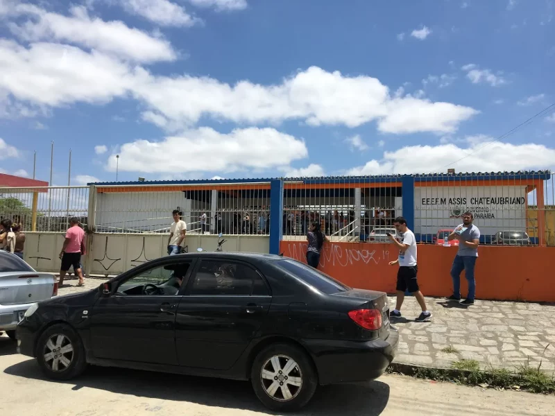 Polícia faz buscas por suspeito de invadir escola e matar vigilante, na PB