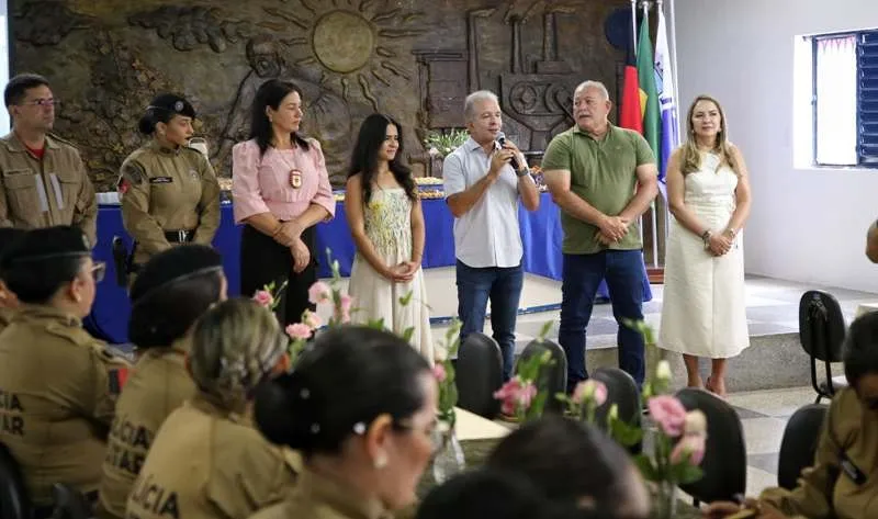 Secretaria da Mulher de Patos realiza momento de homenagem às policiais com coffee break e palestra sobre saúde mental