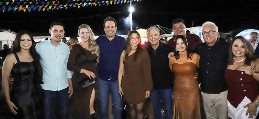 No meio do povo, Nabor prestigia as festas de Passagem e São José de Espinharas