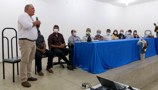 Prefeito de Patos em exercício, Jacob Souto, participa de solenidade do Termo de Adesão ao Garantia Safra 2022/2023