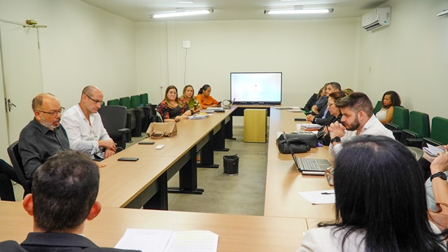 Saúde reúne entidades para discutir estratégias de enfrentamento das síndromes respiratórias pediátricas na Paraíba