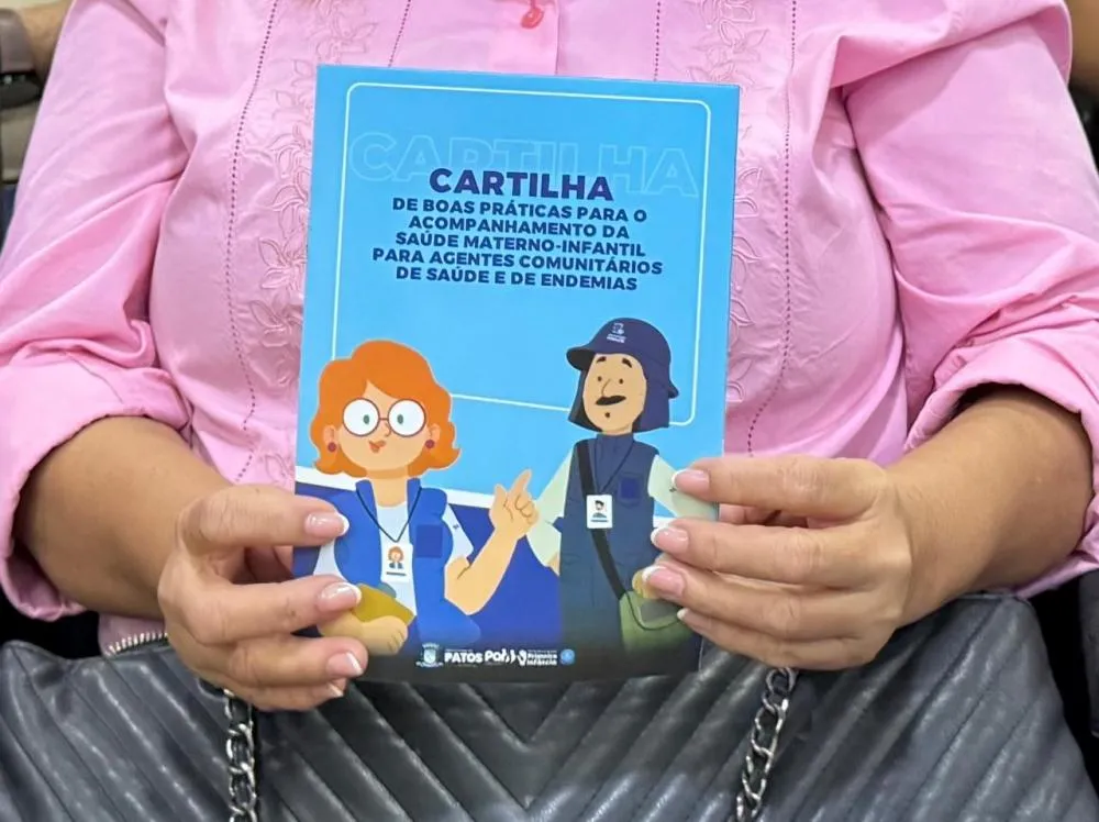 Prefeitura de Patos lança Cartilha de Boas Práticas para agentes de saúde e endemias com foco na saúde materno-infantil