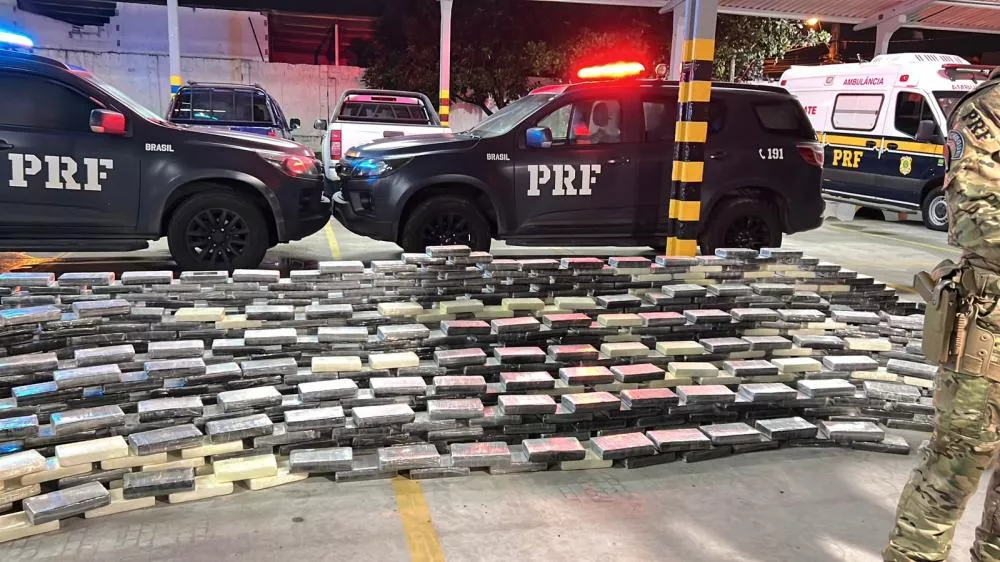 PRF realiza maior apreensão de cocaína da história da Paraíba em operação na BR-101; droga está avaliada em mais de R$ 45 milhões