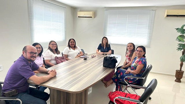 Administração de São José do Bonfim promove reunião com UFCG para implantação de Projeto de Arborização