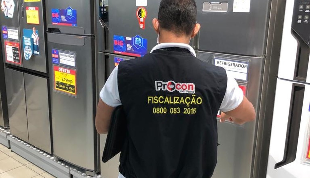 Duas lojas de João Pessoa são autuadas durante fiscalização prévia da Black Friday