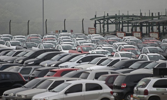 Anfavea: queda de impostos pode aumentar venda em até 300 mil carros 