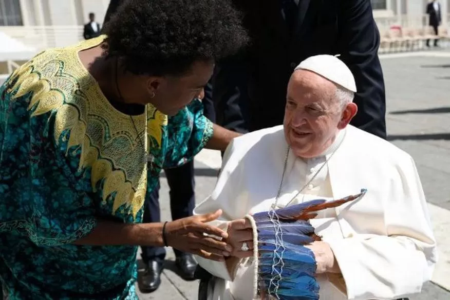 Papa Francisco recebe, no Vaticano, grupo de jovens carentes de Santa Rita PB