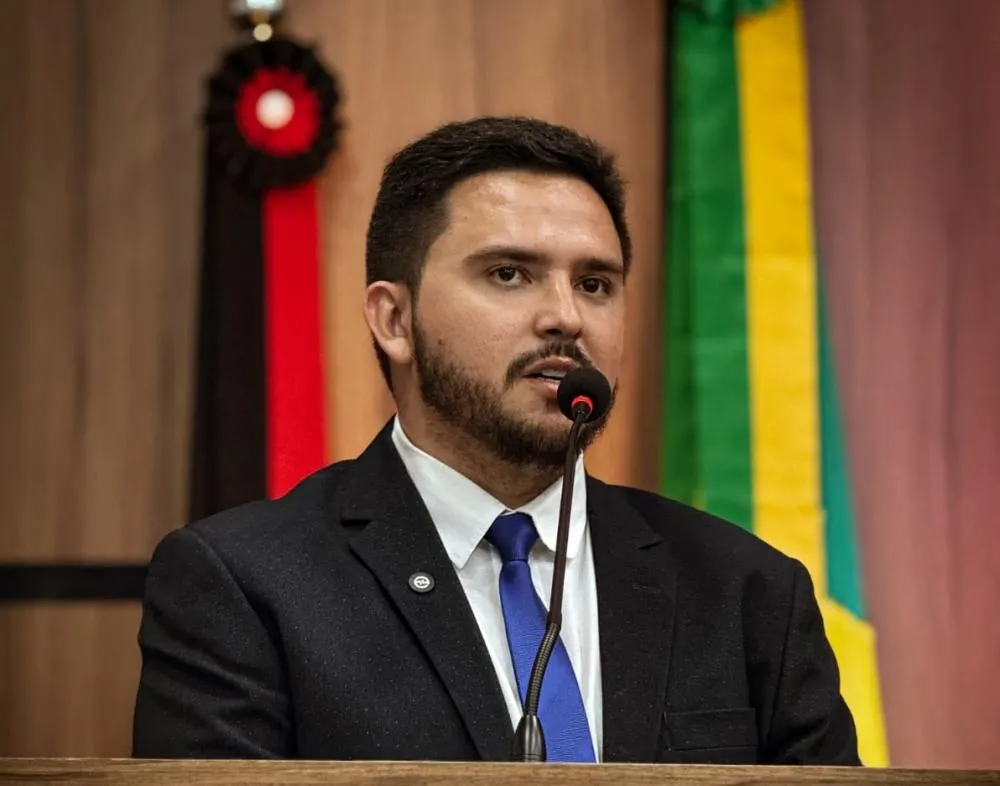 Maikon Minervino fala sobre retorno dos trabalhos da Câmara Municipal de Patos, atividades como líder do prefeito e eleições para mesa diretora