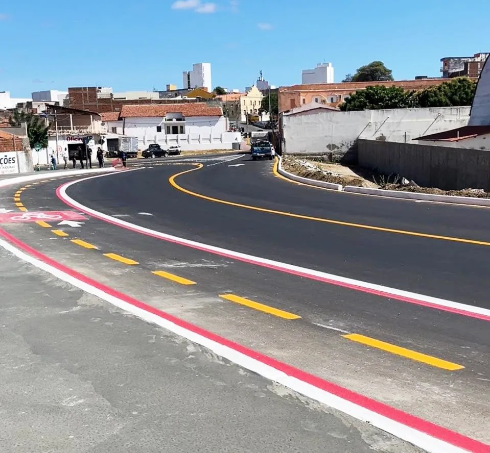 Mais mobilidade urbana: STTRANS entrega sinalização da Avenida Lagoa dos Patos