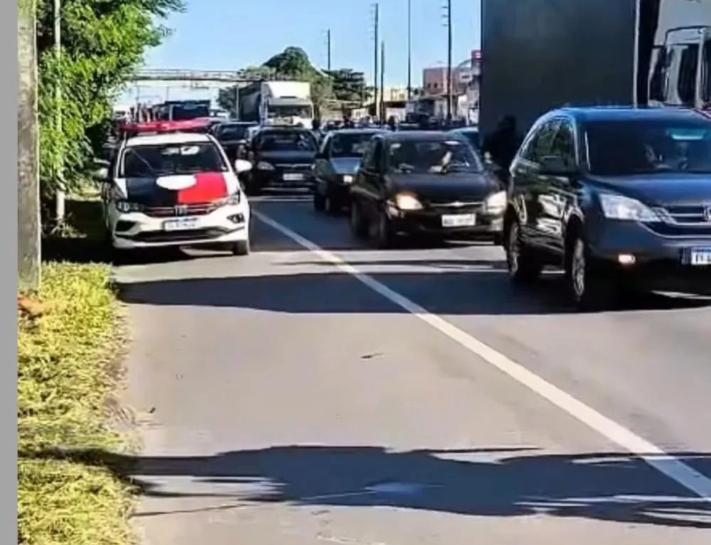 Adolescente é encontrado morto com as mãos amarradas e tiro na cabeça às margens da BR-101, na Grande João Pessoa