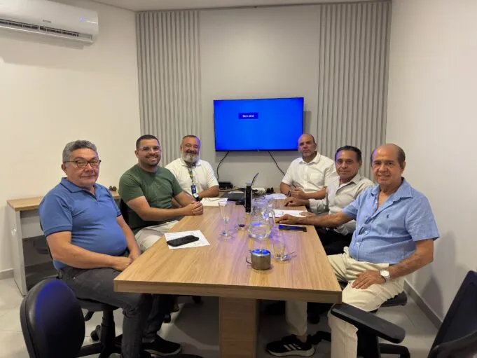 Entidades do comércio pedem disciplinamento de parques na Festa da Guia em Patos