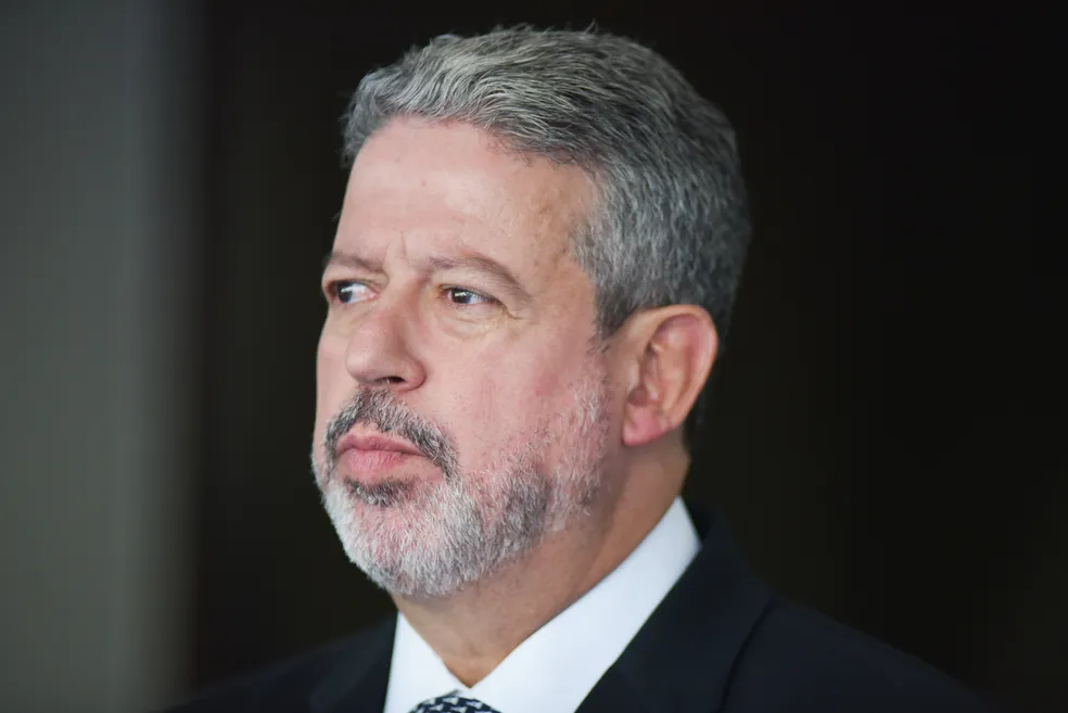 'Daqui para a frente, governo vai ter que andar com suas pernas', diz Lira após Câmara aprovar MP dos Ministérios