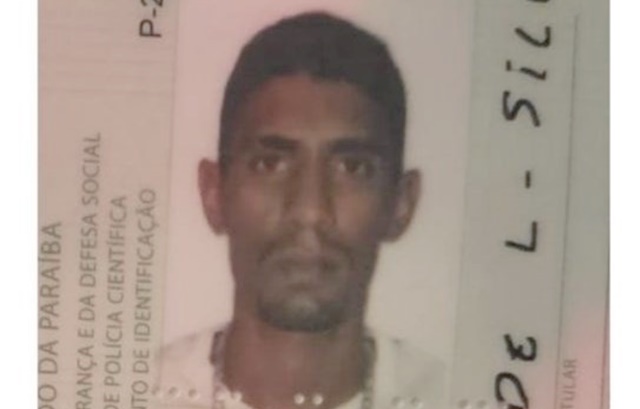 Jovem é assassinado a tiros ao sair para comprar drogas, na Paraíba
