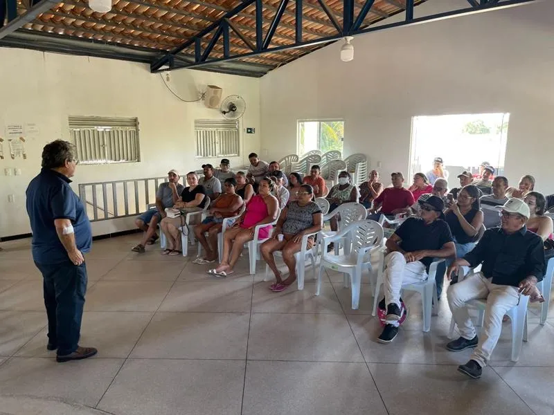 Pescadores da Colônia de Patos recebem orientações sobre a certificação do SIM