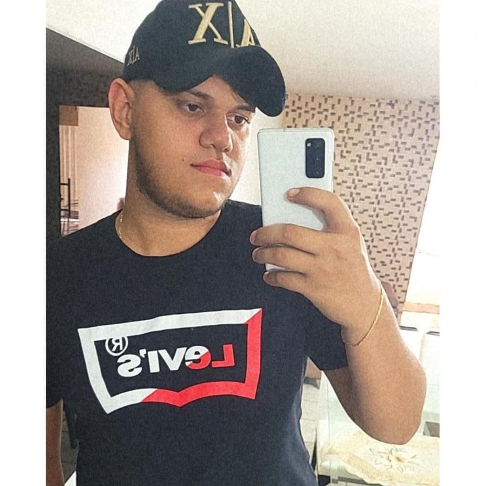 Jovem tem perna decepada em acidente de moto em Boa Ventura