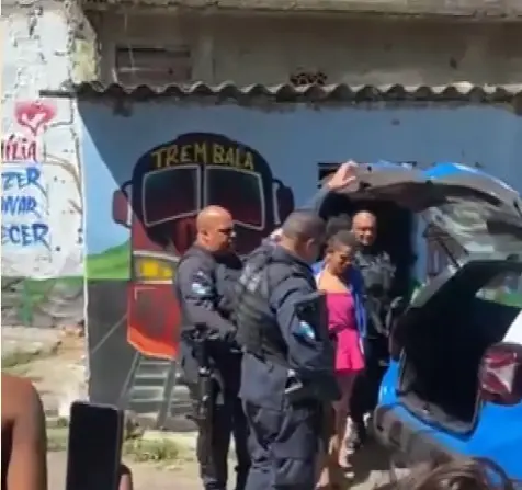 Mãe é presa no Rio suspeita de maus-tratos e ocultação de cadáver da filha deficiente de 7 anos