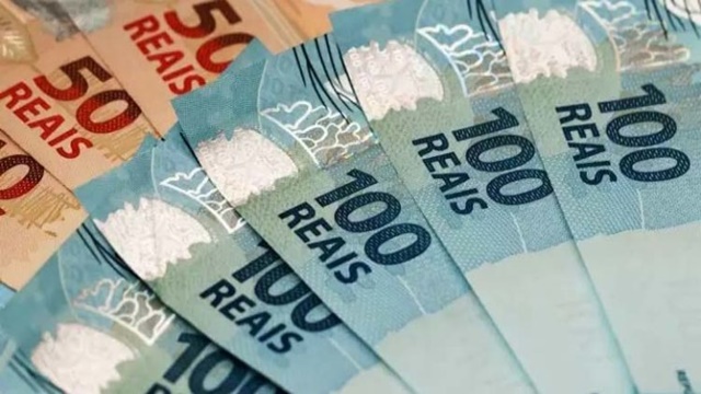 Servidores estaduais recebem primeira parcela do 13º salário nesta sexta 