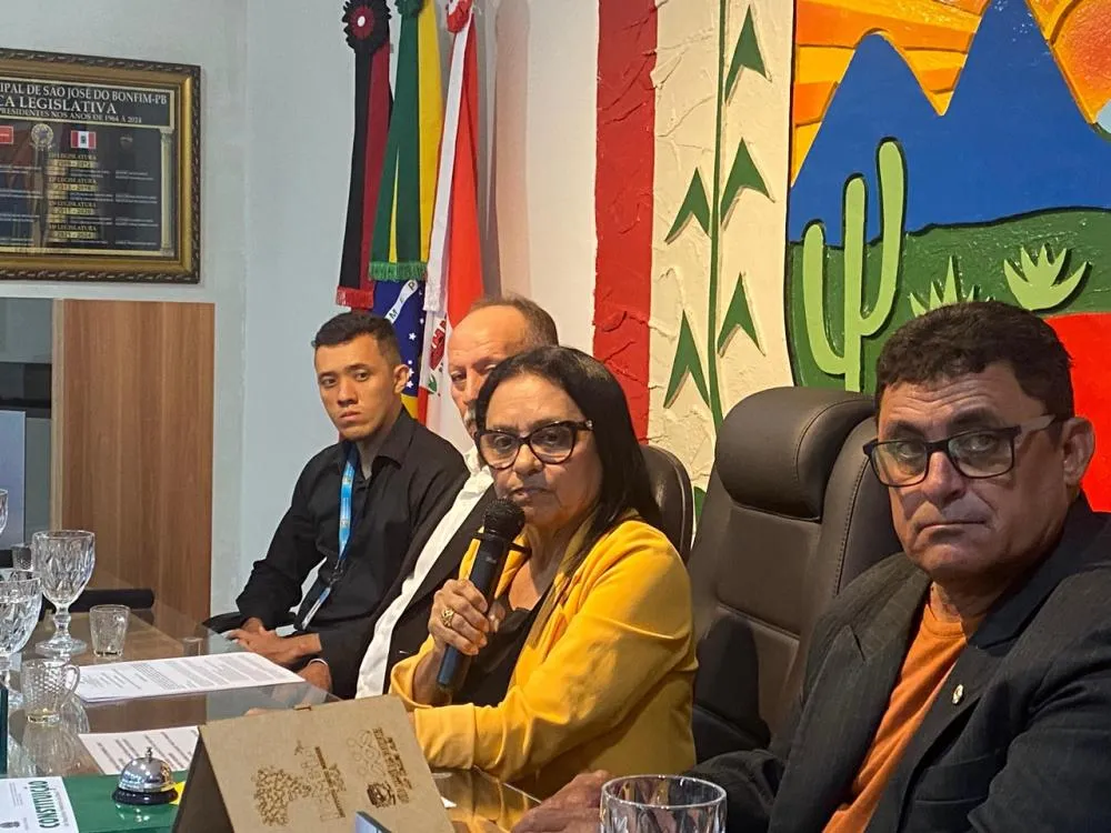 Câmara de Vereadores de São José do Bonfim realiza sessão ordinária com debates e aprovações de importantes requerimentos – confira